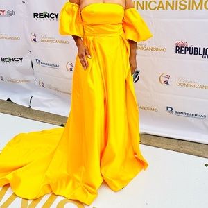 Gala dress very long size 12, 10